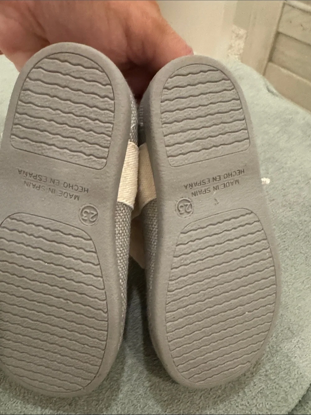 Kids Dress Ballet Flats with Cream Bow - Light Gray